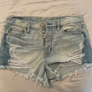 AE Jean shorts size 8